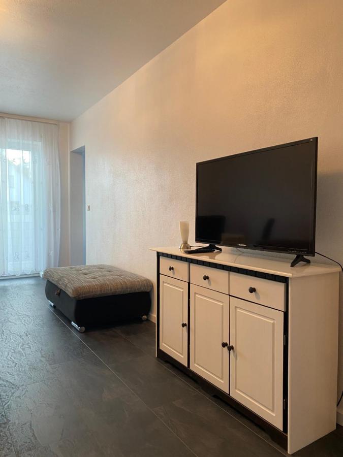 Wohnung Нойнбург форм Валд Екстериор снимка