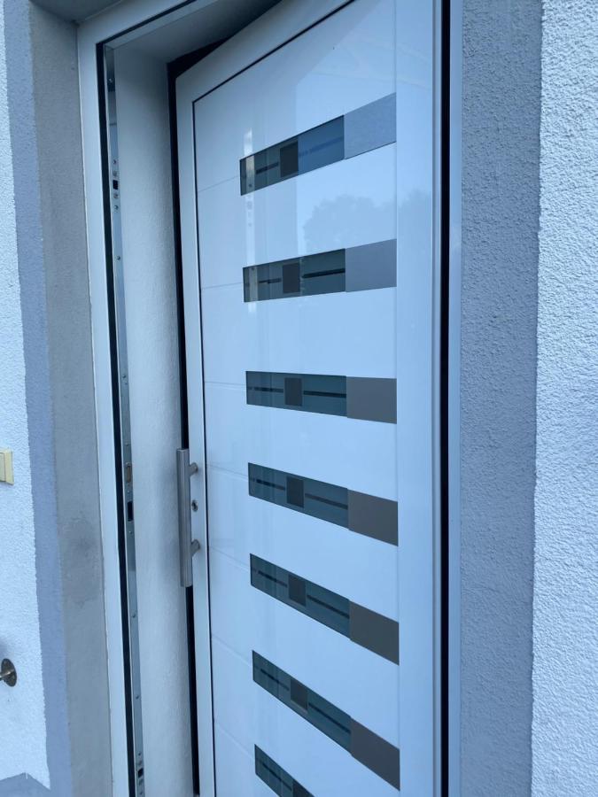 Wohnung Нойнбург форм Валд Екстериор снимка
