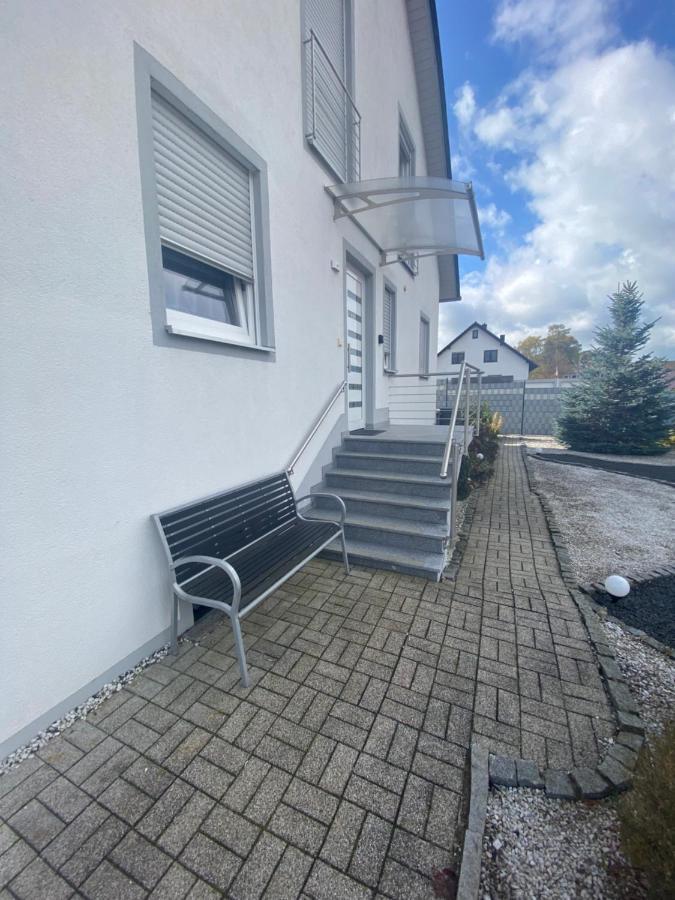 Wohnung Нойнбург форм Валд Екстериор снимка
